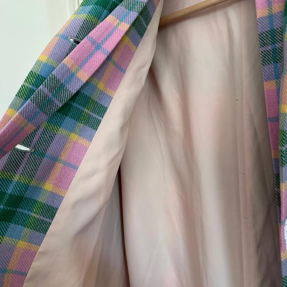 Vintage 100% wool lightweight plaid belted trench coat — truly one of a kind! - Picture 4 of 15